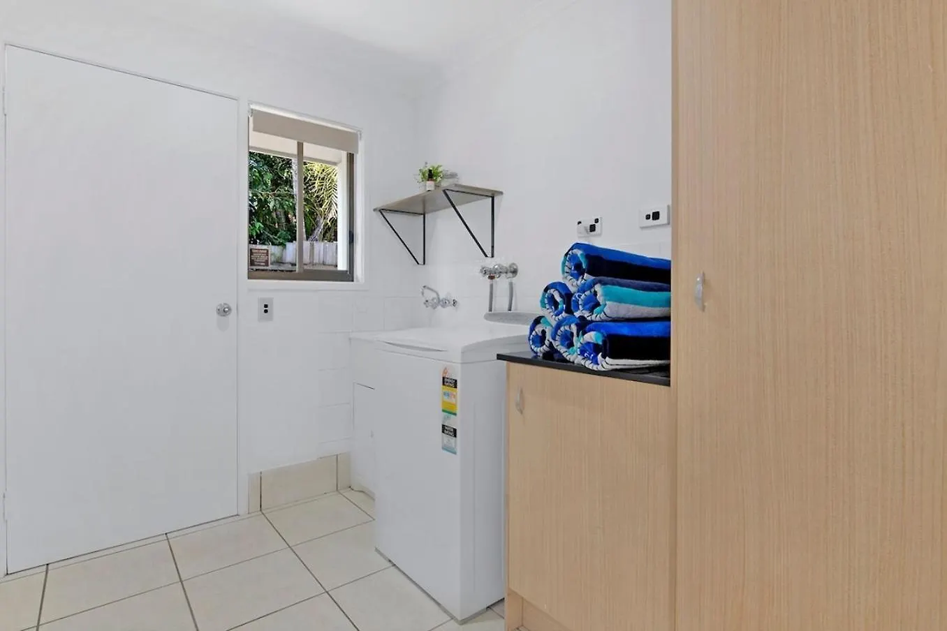 Sandy Shores - Large Family Retreat Gold Coast Holiday home
