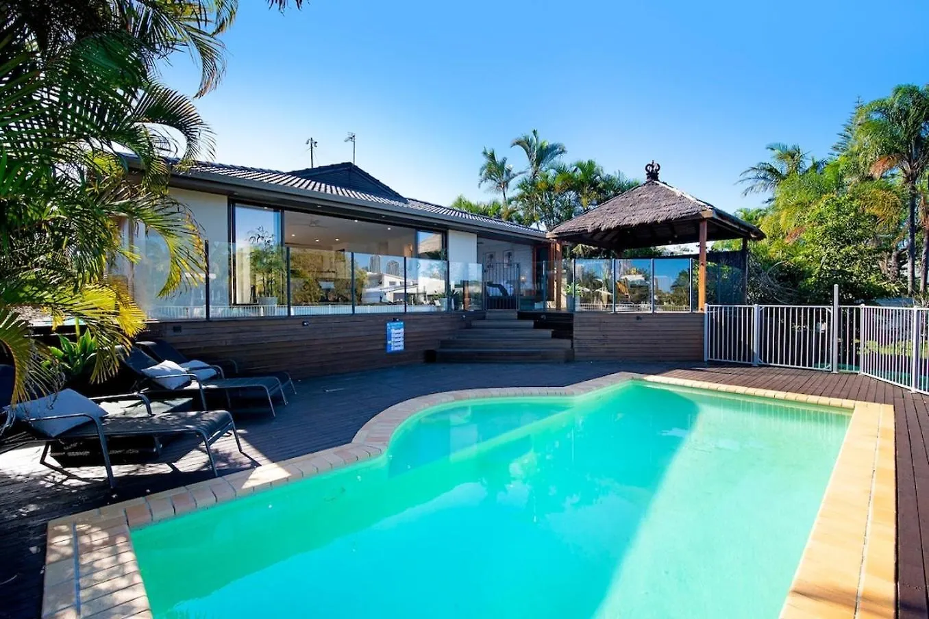Holiday home Sandy Shores - Large Family Retreat Gold Coast Australia